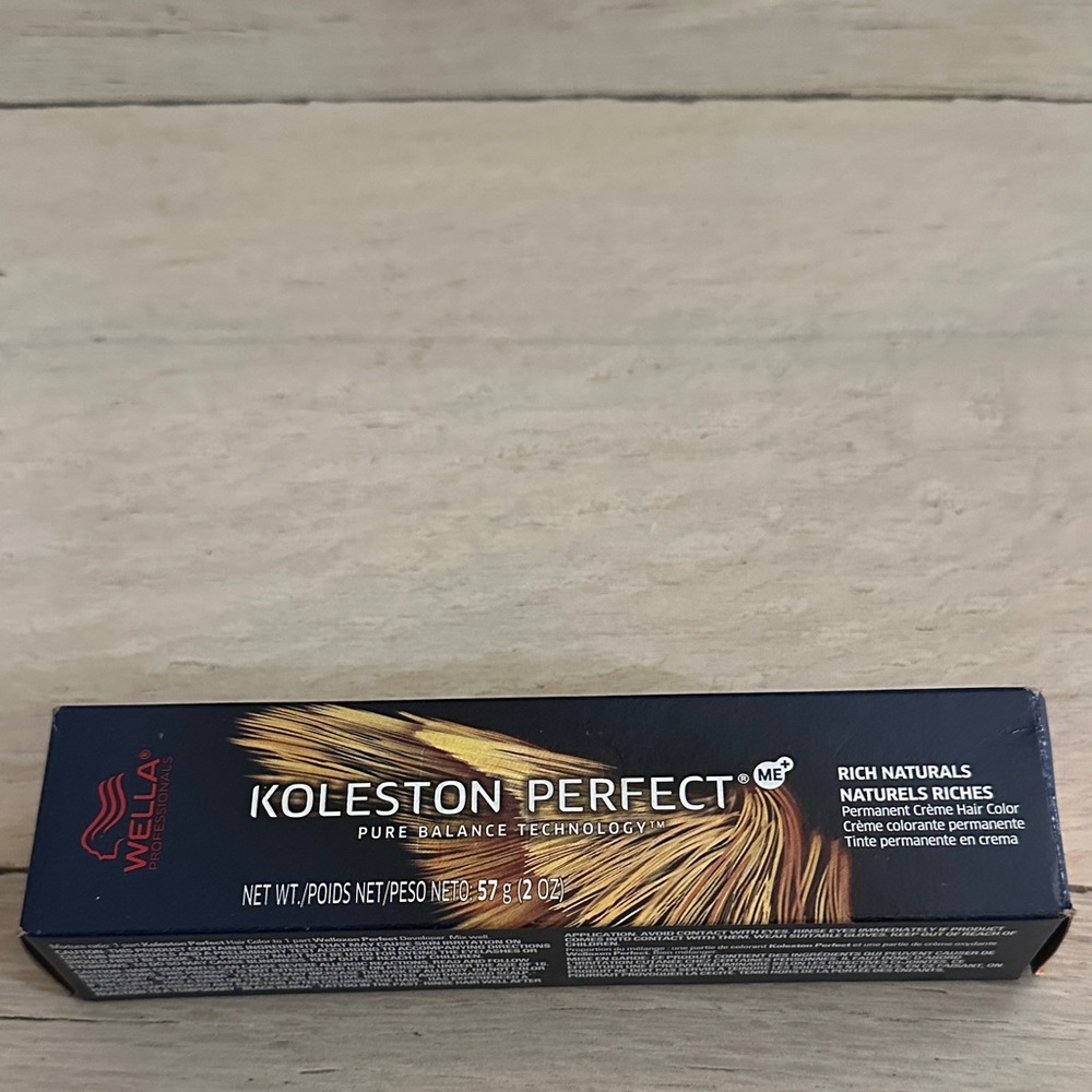 Koleston Perfect ME+Rich Naturals Hair color
6/3 Dark Blonde/Gold 1-2oz tube